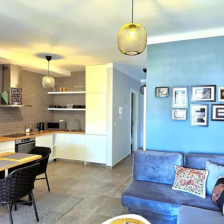 Wide - 289 Apartamento *