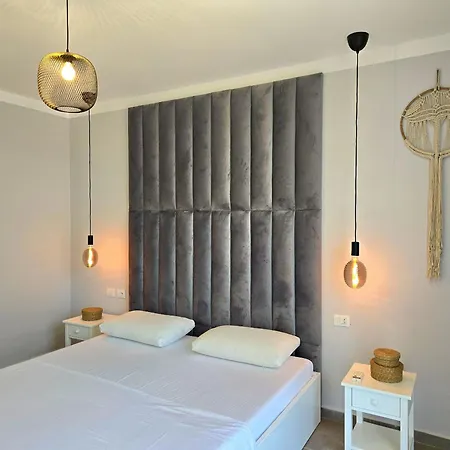 Wide - 289 Plazhi San Pietro