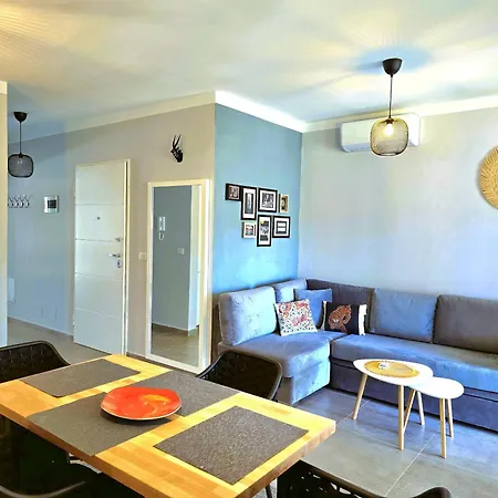 Wide - 289 Plazhi San Pietro