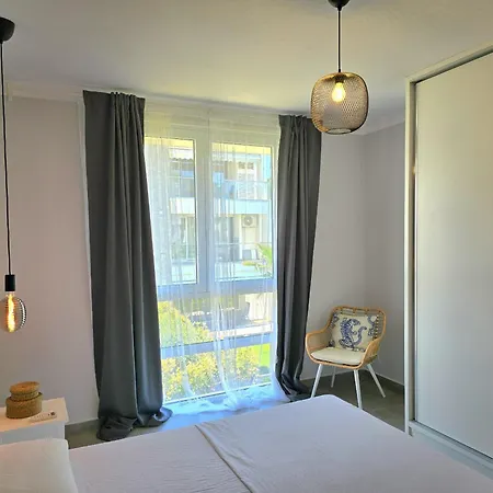 Wide - 289 * Plazhi San Pietro